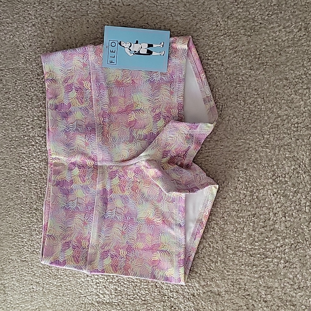 Fleo Shorts